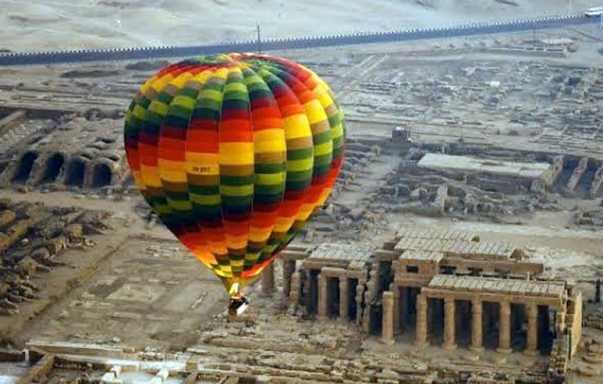 Hot Air Balloon Ride in Luxor