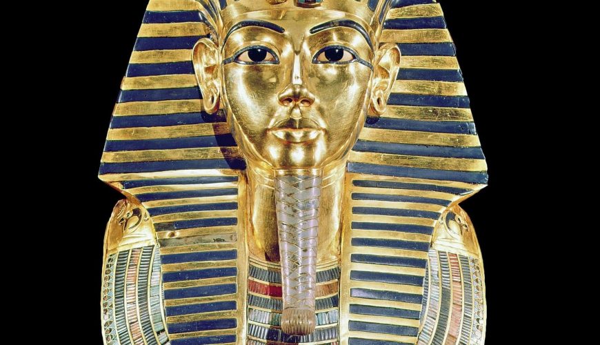 The king Tutankhamun's mask